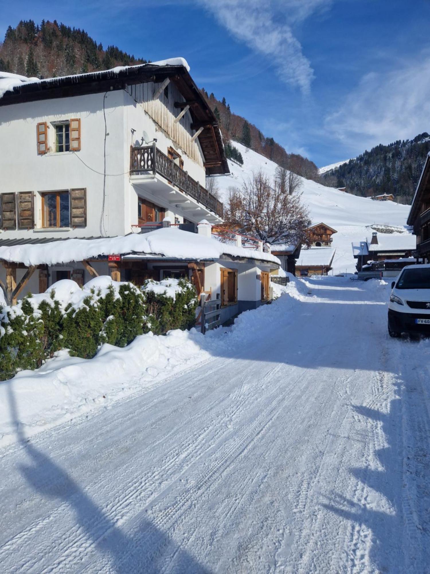 La Duchere 6 Personnes Le Plan La Giettaz Exterior photo